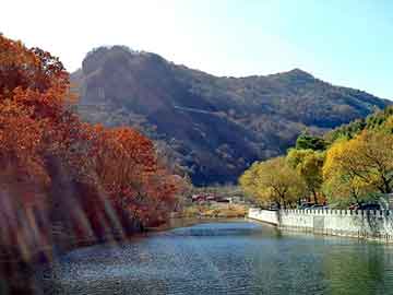 澳门二四六天天彩图库，饭店厨房烟道清洗